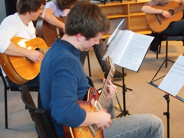 Kitarrikooli jämmiklubi 2011