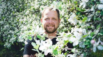 Ilja Šarapo: Siit õunaaiast tuleb toormaterjal siidri tootmiseks. Foto: Janek Marga